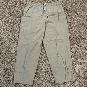 Vuori Women’s Ripstop Pull-On Pants Khaki Taupe Size M VW4008 Stretch Casual